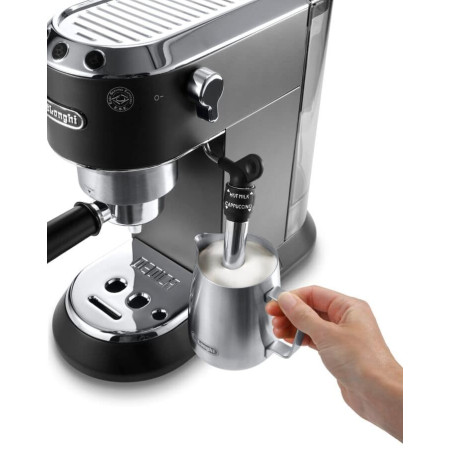 De'Longhi Dedica EC 685.B - juodas