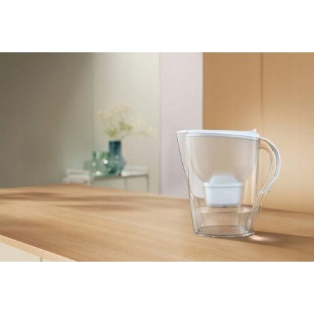 Brita Marella XL ąsotis + 4 Maxtra kasetės (baltos spalvos)