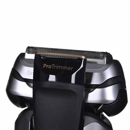 Braun Series 9 Pro+ 9575cc Wet & Dry Skustuvas