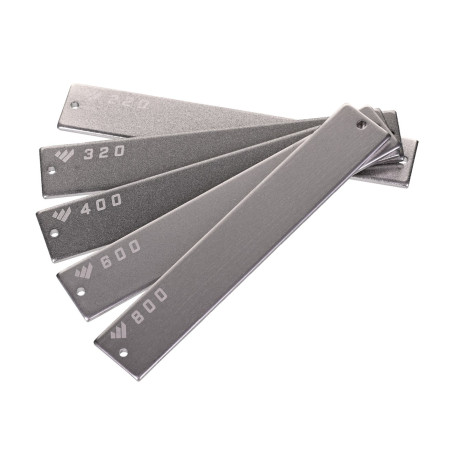 Darbas aštrus profesionalus preciziškas reguliavimas