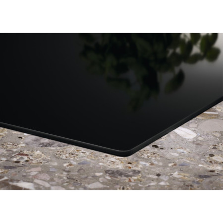 Electrolux LHR3233CK Juoda Įmontuota Keraminė Viryklė