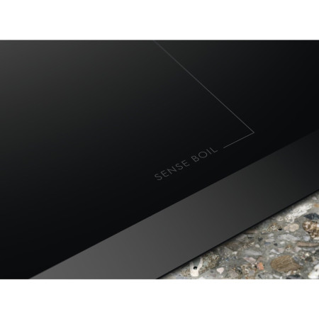 Electrolux Serie 700 EIS62453 Juoda Įmontuojama 60 cm Indukcinė Viryklė