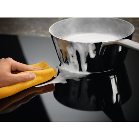 Electrolux LIL61434C Įmontuota Indukcinė viryklė