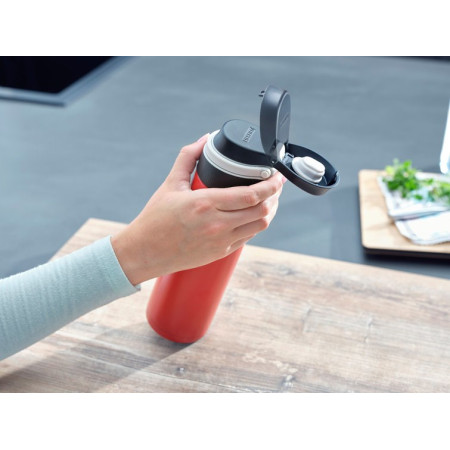 Kelioninis puodelis Leifheit 03273, 600 ml, juodas ir raudonas