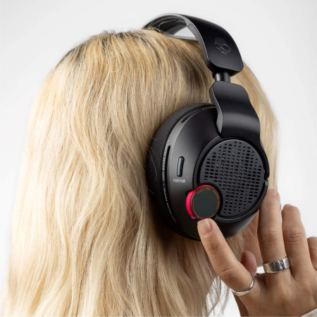 SKULLCANDY Crusher PLYR 720 Wireless žaidimų ausinės