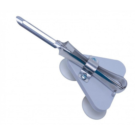 Prie siurbtuko tvirtinamas vaisių ir daržovių skustuvas