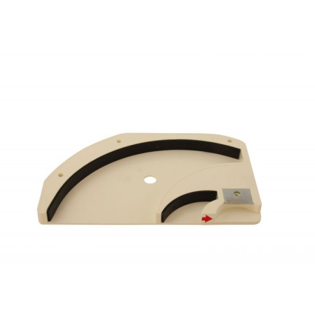 Stiklainių ir butelių atidarytuvas montuojamas po spintele SUNDO