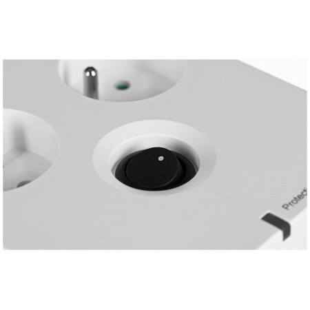 Eaton PB6UF viršįtampių ribotuvas su 6 AC išvestimis