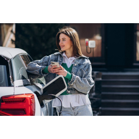 DEFENZO elektrinio automobilio įkroviklis Wallbox Home AC11 Smart