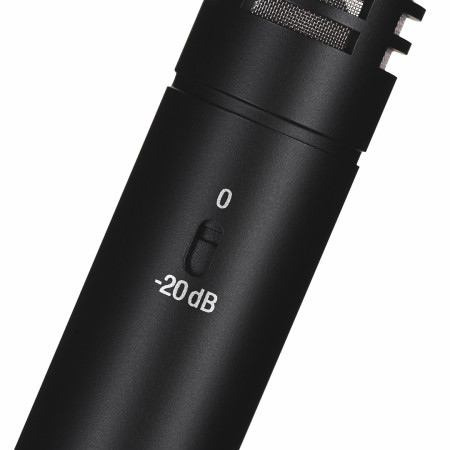 AKG P170 - instrumentinis kondensatorinis mikrofonas, juodas