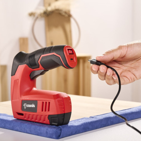 Casals 4V Belaidis Stapleris CSG3620