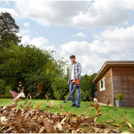 Black & Decker BEBLV260-QS lapų pūstuvas 2600 W