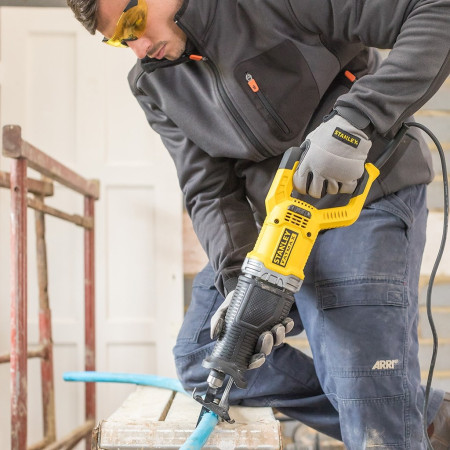 Stanley FME360 900 W Pjūklas Juodas, Geltonas