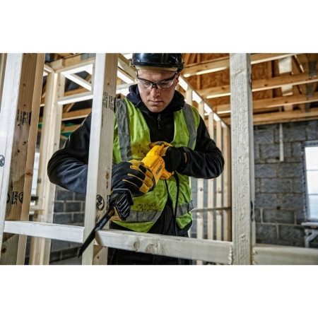 DeWALT DWE305PK-QS Slankiojamojo Judesio Pjūklas 1100 W