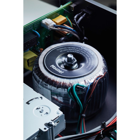 Magnat MC 400 tinklo grotuvas 40 W, 2.0 kanalų stereo, juodas