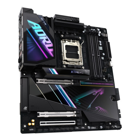 GIGABYTE X870E AORUS XTREME AI TOP AMD X870E AM5 lizdas Prailgintas ATX