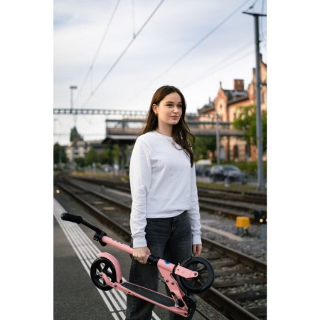 Micro Speed Deluxe Neon Rose paspirtukas