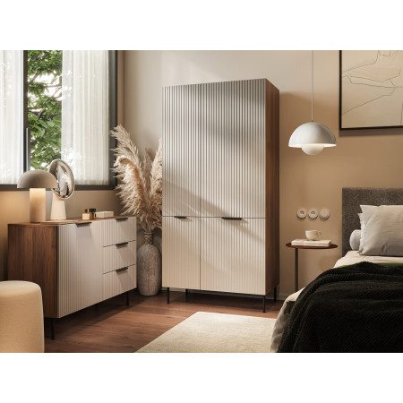 Cama ALMERA Miegamojo drabužių spinta Riešutmedžio 6 spintos 4 durys