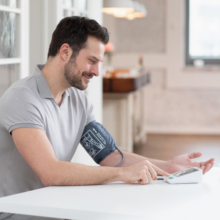 Medisana BU 586 viršutinės rankos kraujospūdžio matuoklis