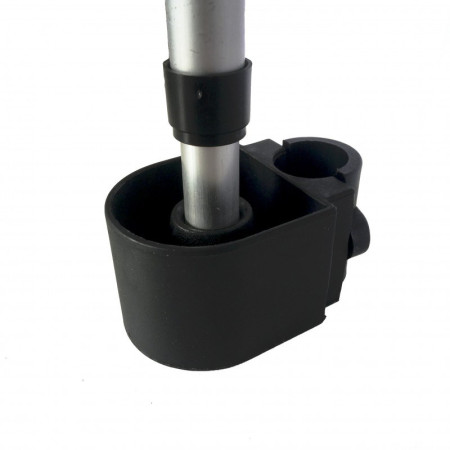 Kulkos laikiklis neįgaliųjų vežimėliuose sumontuotas