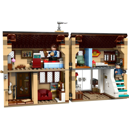 LEGO Harry Potter 76451 Privet Drive: Ciotės Marge vizitas