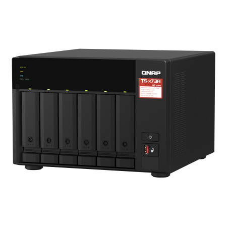 QNAP TS-673A NAS Tower su Ryzen Embedded V1500B 8 GB DDR4