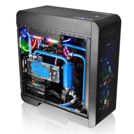 Thermaltake Core V71 korpusas su grūdintu stiklu