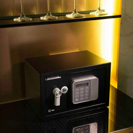 Yale YSG/200/DB2 laisvai pastatomas seifas 8,6 l, plieninis, juodas