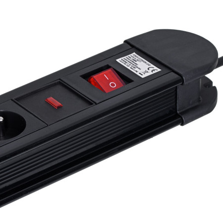 Maclean MCE11 elektros tinklo ilgintuvas 1,5 m su 8 AC išvestimis