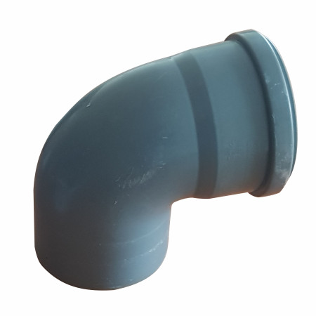 Polipropileno alkūnė 110/90°