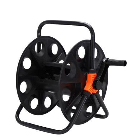 Juoda laistymo žarnos ritė