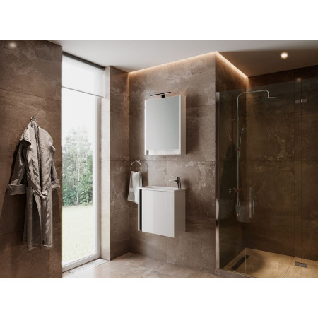 Spintelė LEOMC-50 su veidrodžiu balta pakabinama