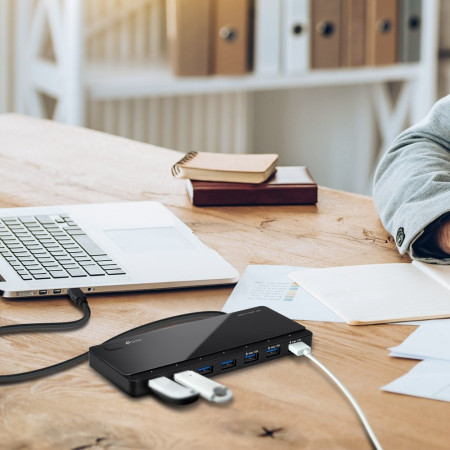 TP-Link UH700 sąsajos šakotuvas USB 3.2 Gen 1 (3.1 Gen 1) Micro-B 5000 Mbit/ai Juoda