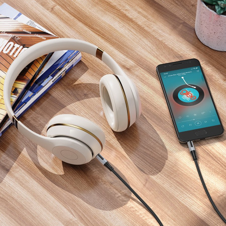 Borofone BL19 3,5mm į 3,5mm audio kabelis, juodas