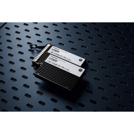 SSD Kingston Technology DC3000ME 7.68 TB U.2 NVMe