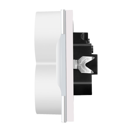 Dvigubas kištukinis lizdas Feelspot FSKL210W, baltas