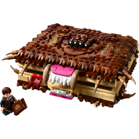 LEGO Harry Potter 76449 Monstrų knyga su dantimis