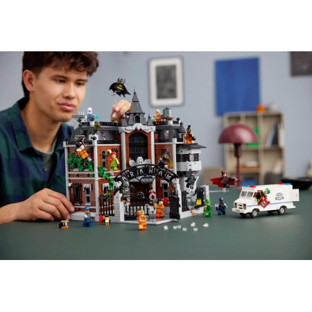 LEGO Batman 76300 Arkham psichiatrijos ligoninė
