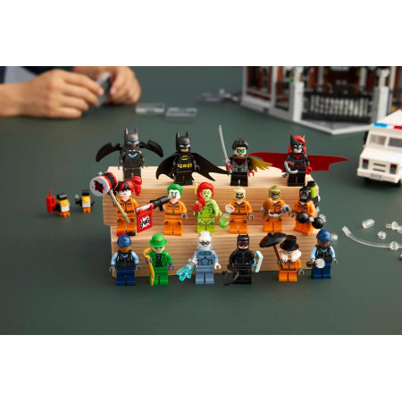LEGO Batman 76300 Arkham psichiatrijos ligoninė
