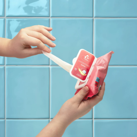 EasyGlide Moisturizing Intimate Wipes with Almond & Hemp Oils 10pcs