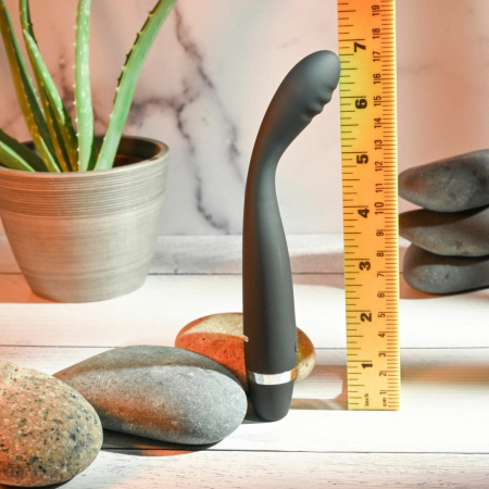 Evolved Skinny Curved Silicone Vibrator Black - 10 Modes, Waterproof