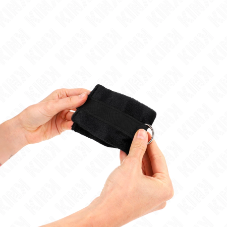 KINK Beginner Fur Wrist Cuffs Black 30x7 cm - Soft Adjustable Fastening