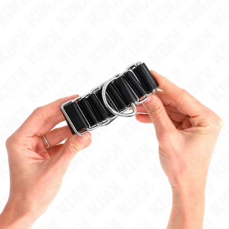 KINK Hinge-Like Adjustable Black Wrist Restraints 16-22 cm x 3.5 cm