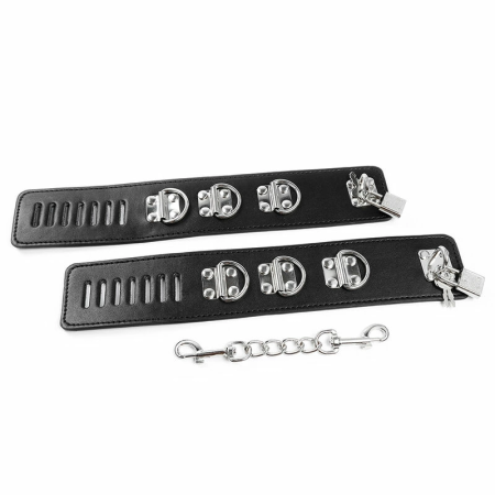 OHMAMA Fetish Adjustable Hasp-Style Ankle Restraints PVC/Metal Black