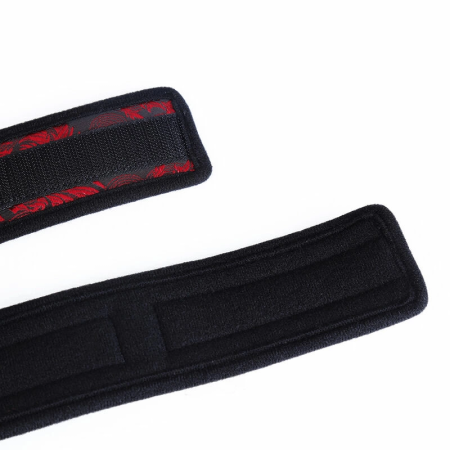 OHMAMA Scandal Adjustable Wrist Restraints - One Size, Black-Red