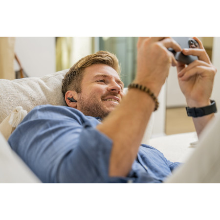 HP Poly Voyager Free 60 UC juodos ausinės su BT700 adapteriu