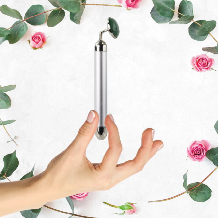 La Gemmes Jade Lay-On Vibrating Massager - Green, 15 cm, Gemstone & Metal