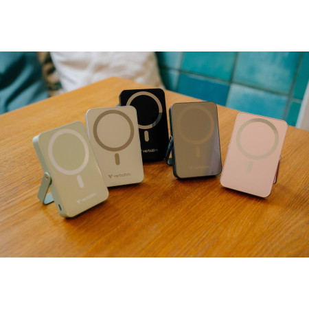 Verbatim Charge 'n' Go Magnetic Wireless Ličio polimeras 10000 mAh Belaidis kroviklis Juodas