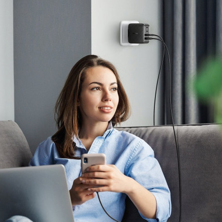 Ugreen CD224 Įkroviklis 65W GaN 3xUSB-C/USB-A