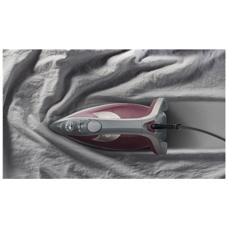 TEFAL | FV6870E0 | Steam Iron | 2800 W | Water tank capacity 270 ml | Continuous steam 40 g/min | Red/Grey